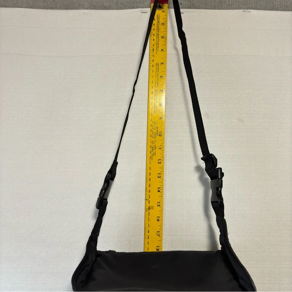 Hi-Pro camera bag adjustable shoulder bag or belt bag Nice 2 compartments